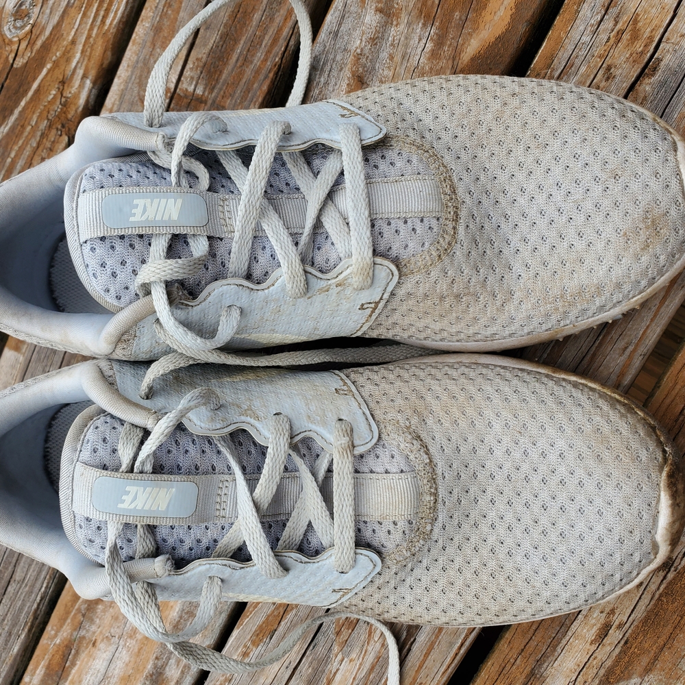 Nike Light Gray Athletic Shoes